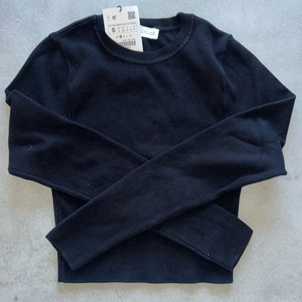 Zara cropped black winter stretch sweater size Small trendy y2k casual NWT